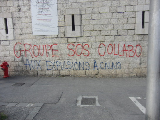 Grupo SOS colabora nos despejos/deportações em Calais 